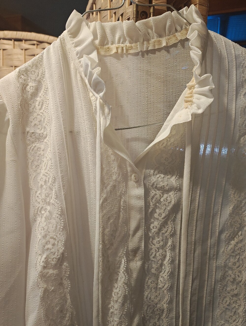 Ivory Lace Pintuck Ruffled Blouse - Picture 4 of 4